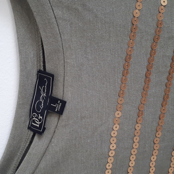 Sequine Stripe Tee /Top - Picture 3 of 6